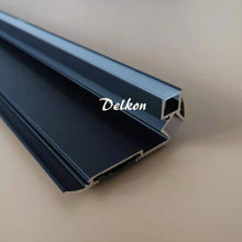 Afbeelding in Gallery-weergave laden, 80*32mm Aluminum LED Profile With Anti-Slip Rubber for Stair,Cinema Step Up and Down Lighting（DK-MP8032）
